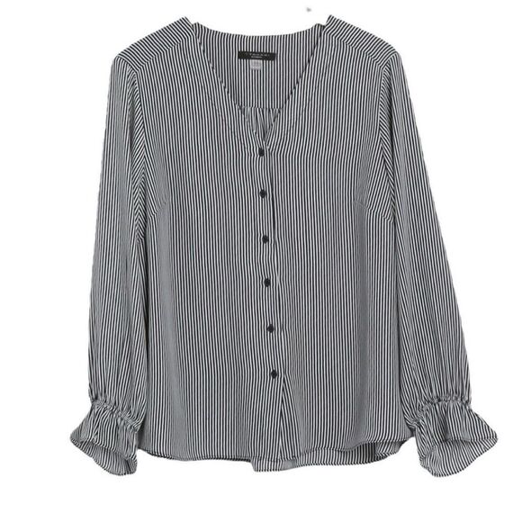 T Tahari  Ruffle  Cuff Blouse Size 2X - Picture 1 of 5